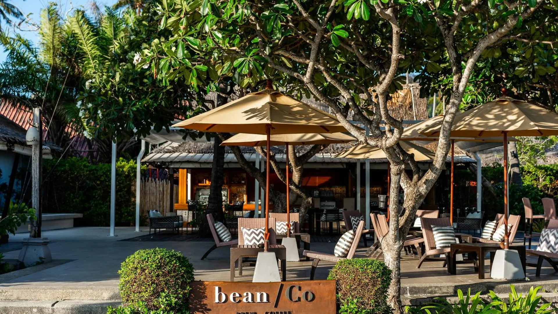 Saii Phi Phi Island Village Phi Phi Don