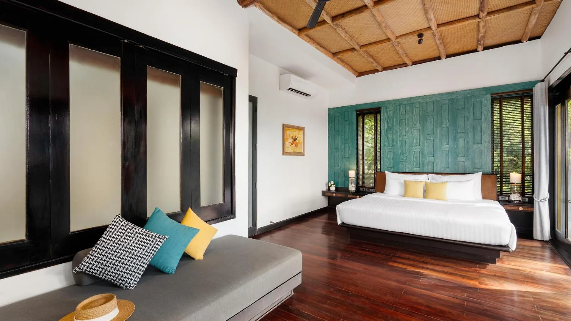 Saii Phi Phi Island Village